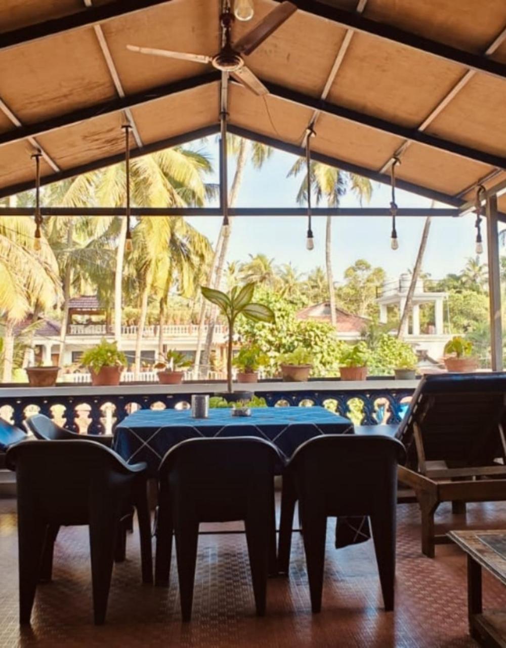 Villa Curlies Blue House Anjuna Exterior foto